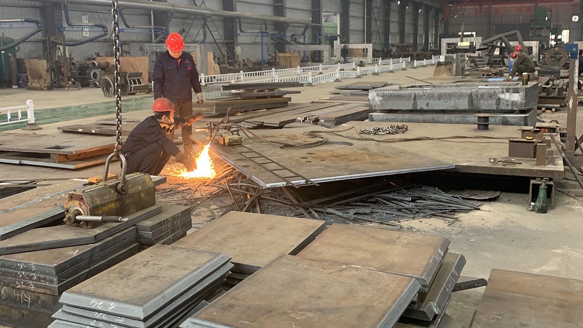 河南钢板加工厂